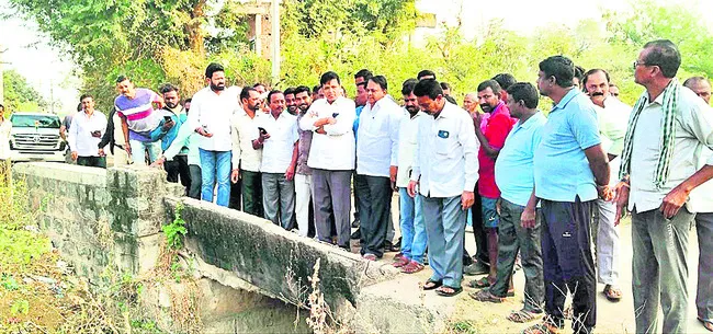 కార్పొరేషన్లు, మున్సిపాలిటీలూ గెలుచుకుంటాం 