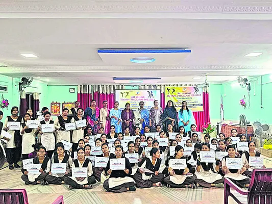 ముగిసిన స్వీయ రక్షణ నైపుణ్య శిబిరం