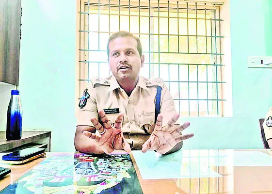 ఇసుక అక్రమ రవాణాను  ఉపేక్షించం: ఎస్పీ 