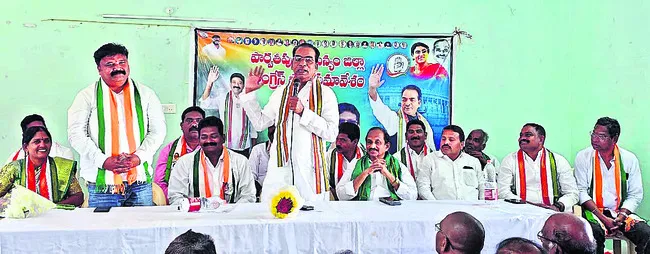 ప్రజా సమస్యలే అజెండా కావాలి