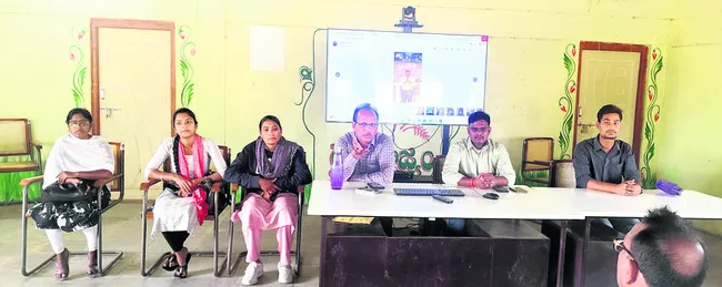 యూరియా కోసం ఆందోళన వద్దు