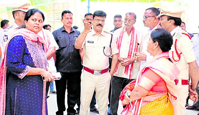 మహాశివరాత్రికి పటిష్ట భద్రత కల్పించాలి  