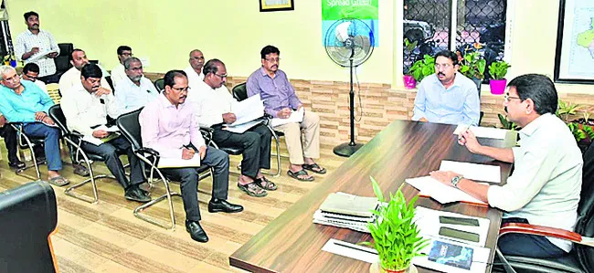 పరీక్షలకు పకడ్బందీ ఏర్పాట్లు 