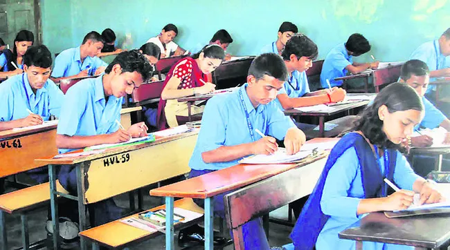 ‘పది’ పరీక్షల నిర్వహణలో ‘ప్రైవేట్‌’ భాగస్వామ్యం 