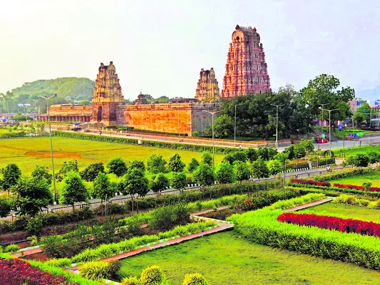 సమీక్షకే సమయం లేదా! 