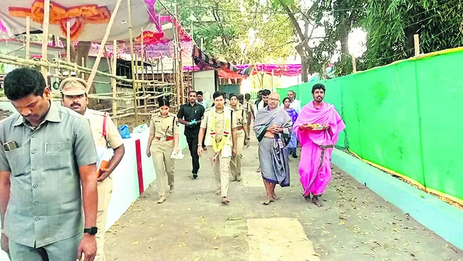 పట్టిసంలో పటిష్ట బందోబస్తు 