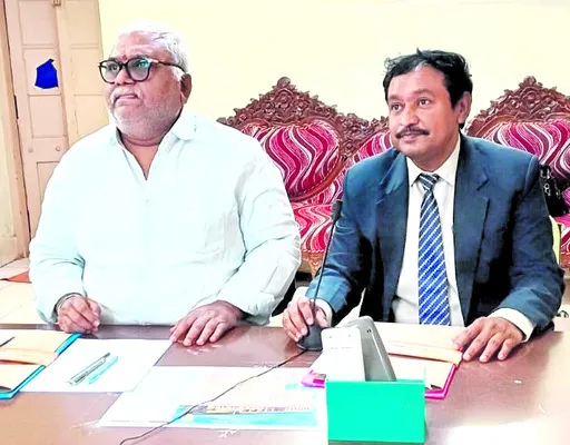 లోక్‌ అదాలత్‌లో ఎక్కువ కేసులు పరిష్కరించాలి