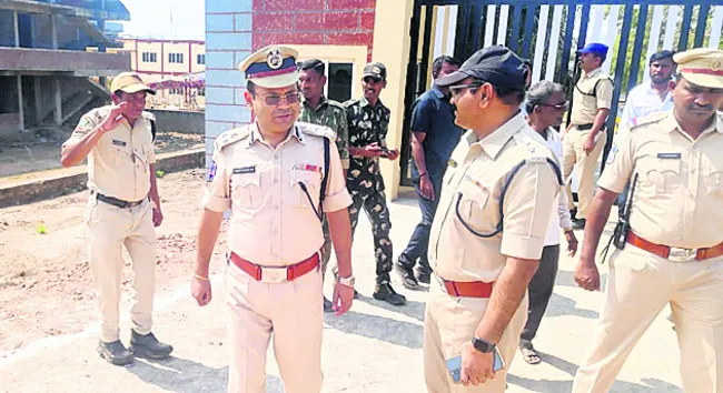 మూడంచెల భద్రత