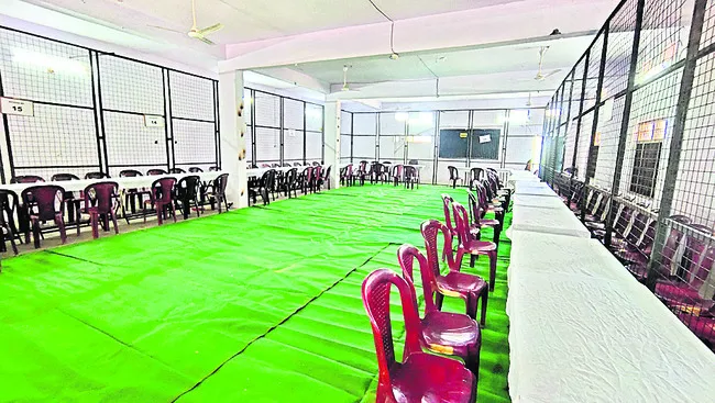 ఎవరి పురమో..!