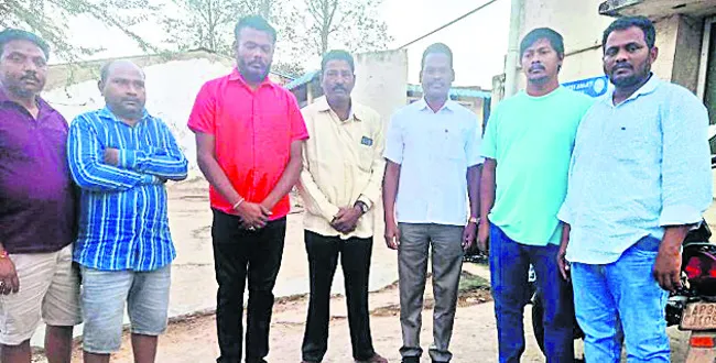 మృతుడి కుటుంబానికి రూ. 50 లక్షల పరిహారం