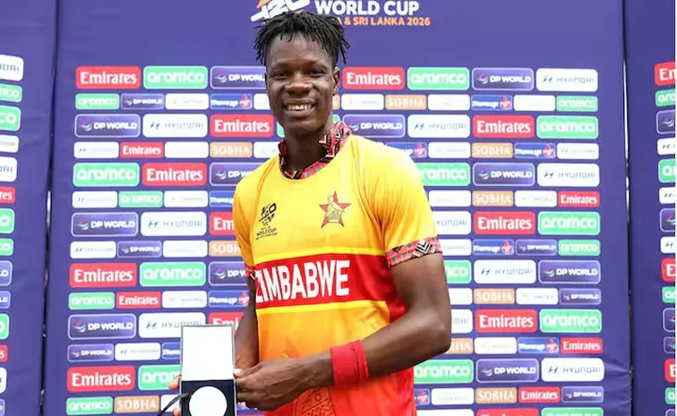 ఆసీస్‌పై సంచలన విజయం.. జింబాబ్వే బౌలర్‌ సెంచరీ