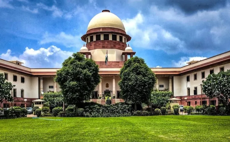 CJIకి సుప్రీం కోర్టు, హైకోర్టు సిట్టింగ్‌ జడ్జిలపై ఫిర్యాదుల వెల్లువ