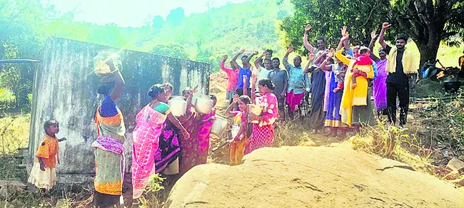 గోల్లిపుట్టులో తాగునీటి కష్టాలపై ఆందోళన