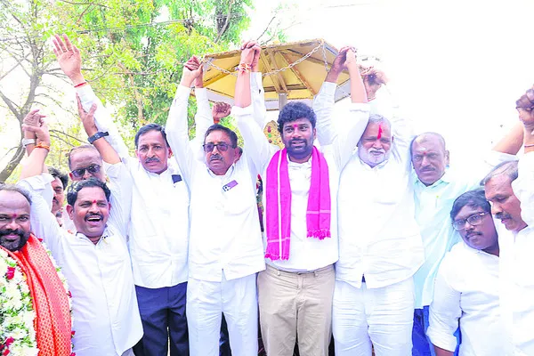 కాంగ్రెస్‌ పతనానికి ఇది తొలి అడుగు 
