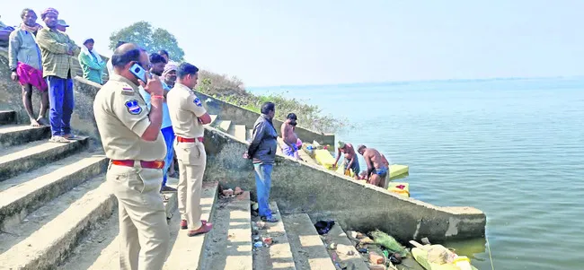చెరువులో ఒకరి మృతదేహం లభ్యం 
