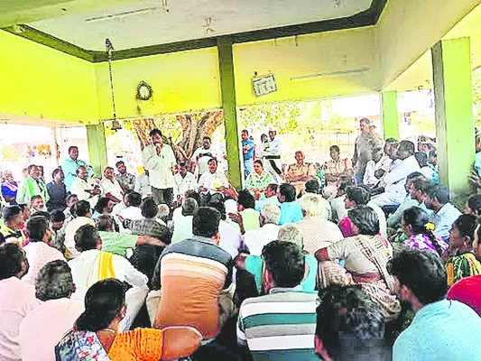 క్షణం తీరిక లేదు.. సమస్య పరిష్కరిస్తాం 