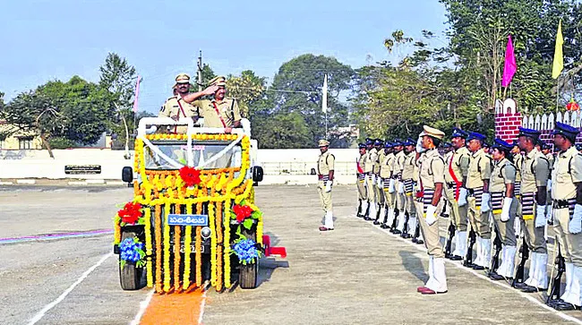 శాంతిభద్రతల పరిరక్షణలో.. ఏఆర్‌ విభాగం వెన్నెముక 