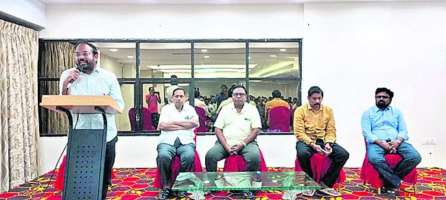 రాజాంలో సోమవారం నుంచి ఓపీ సేవలు నిలిపివేత