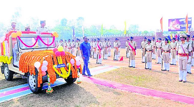లా అండ్‌ ఆర్డర్‌ నియంత్రణలో ఏఆర్‌ సిబ్బంది కీలకం