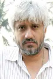 Vikram Bhatt owes lakhs to 1920, make up artist alleges she was asked to work for free2