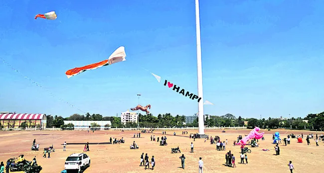 పద.. పదవె.. గాలిపటమా.!