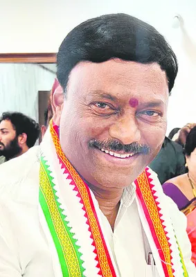 రెండోసారి హస్తగతం 