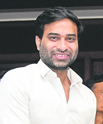 నయవంచన 
