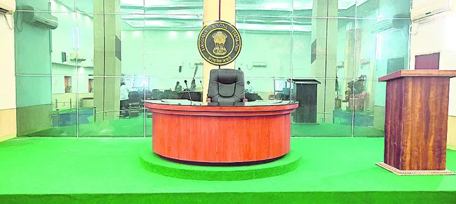 కరీంనగర్‌ పీఠం ఎవరిదో..