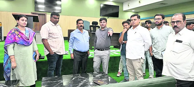 ● 11 గంటలకు ప్రత్యేక సమావేశం ● 12.30 గంటలకు మేయర్‌ ఎన్న