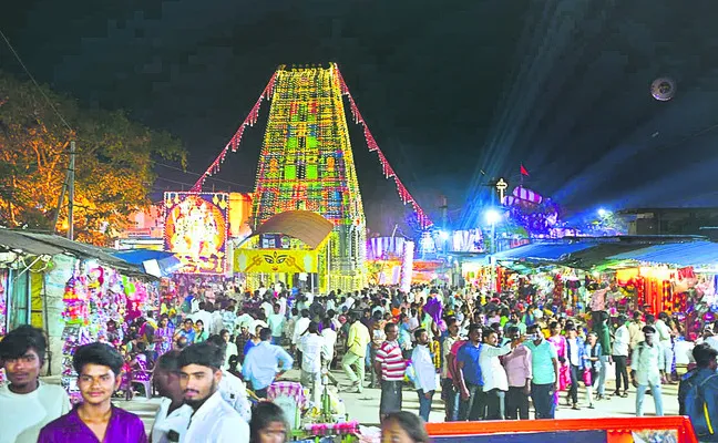 వనదుర్గమ్మకు వందనం