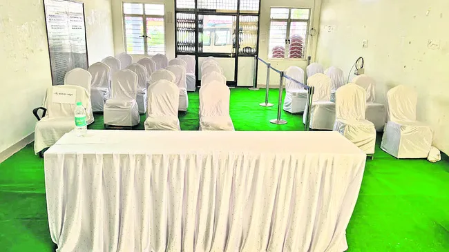 పట్టాభిషేకానికి సిద్ధం 