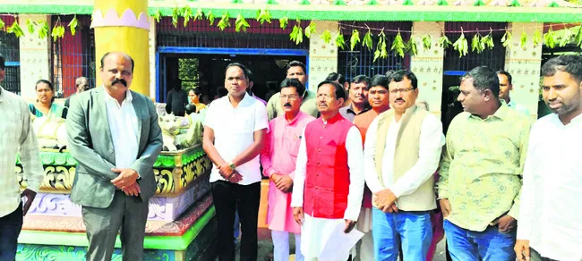 సీలేరులో ఒడిశాఎంపీ, ఎమ్మెల్యే
