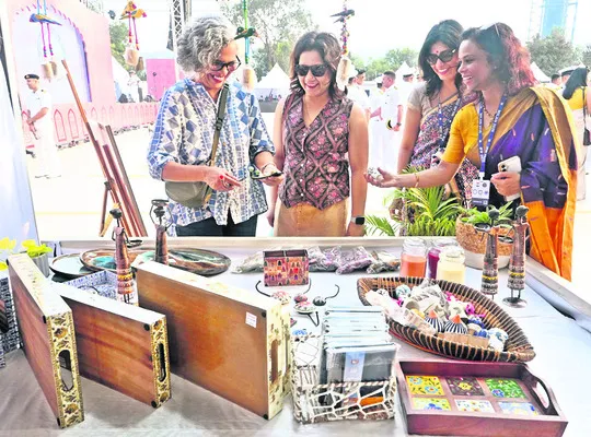 స్టాళ్ల రకాలు, ప్రత్యేకతలివీ.. 
