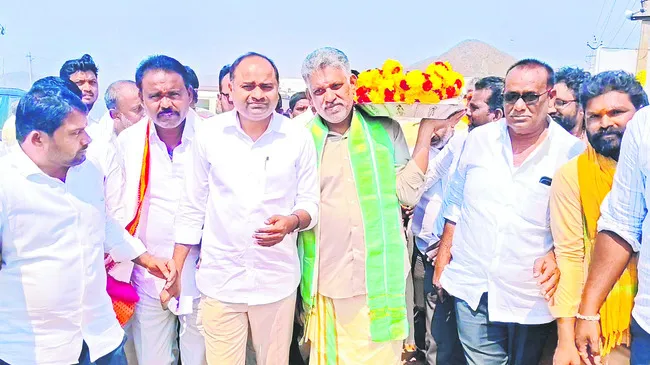 రాష్ట్రంలో అరాచక పాలన