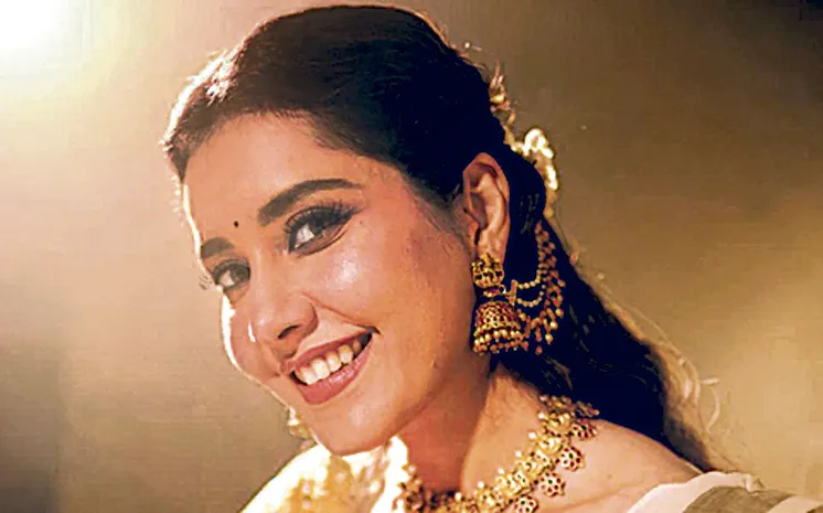 Raashii Khanna Treats Fans To Special Song On Mahashivratri