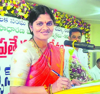 శక్తివంచన లేకుండా కృషి చేస్తా 
