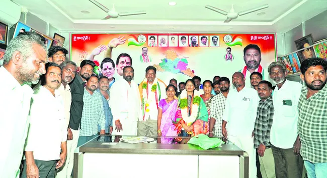 ప్రజాసేవతోనే సమాజంలో గుర్తింపు