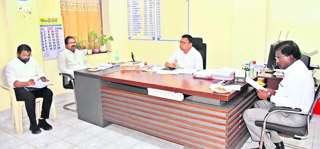 పబ్లిక్‌ పరీక్షలకు పక్కాగా ఏర్పాట్లు : డీఆర్వో