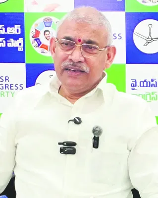 భక్తుల విశ్వాసాన్ని దెబ్బ తీసేలా ప్రభుత్వ తీరు