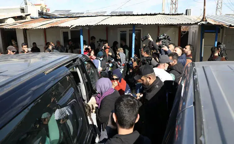 ఐసిస్ క్యాంప్ నుంచి ఆస్ట్రేలియన్లు విడుద‌ల‌.. కొన్ని గంట‌ల్లోనే మళ్ళీ వెనక్కి