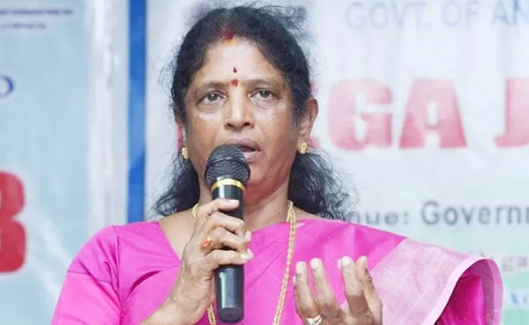 YSRCP Pithapuram Incharge Vanga Geetha Takes On Chandrababu Govt