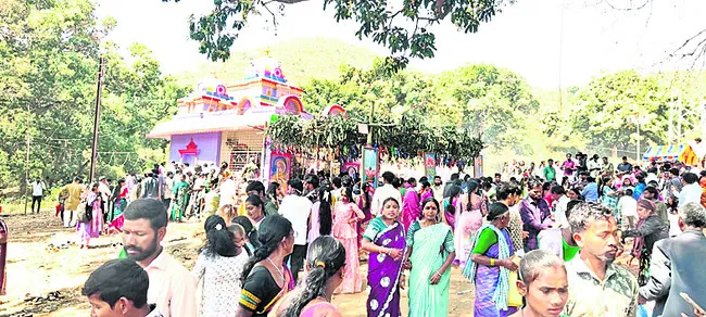 వైభవంగా గంగమ్మతల్లి ఉత్సవాలు
