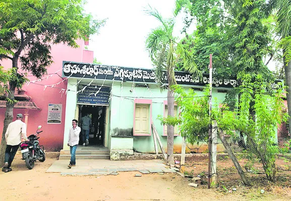 ‘పట్టా’.. ఎలాగైంది ఇట్టా!