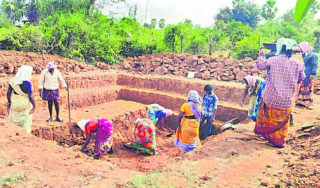 పెండింగ్‌ ని‘బంధనాలు’! 