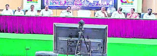 ఎన్జీ రంగా వర్సిటీలో..