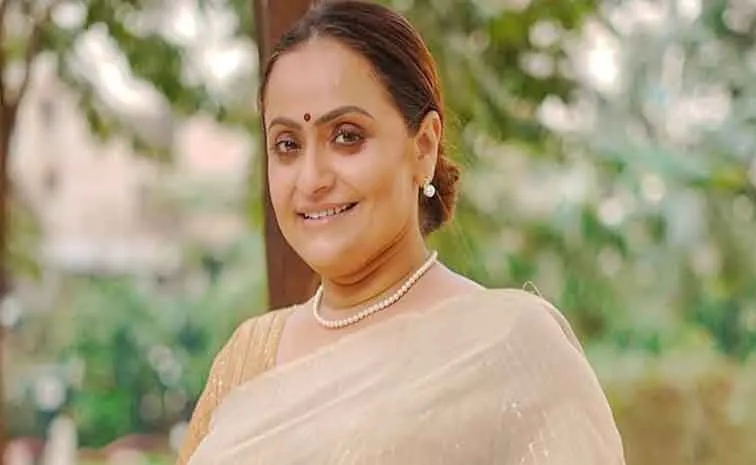 Vaishnavi MacDonald on Casting Couch and why She Quit Movies