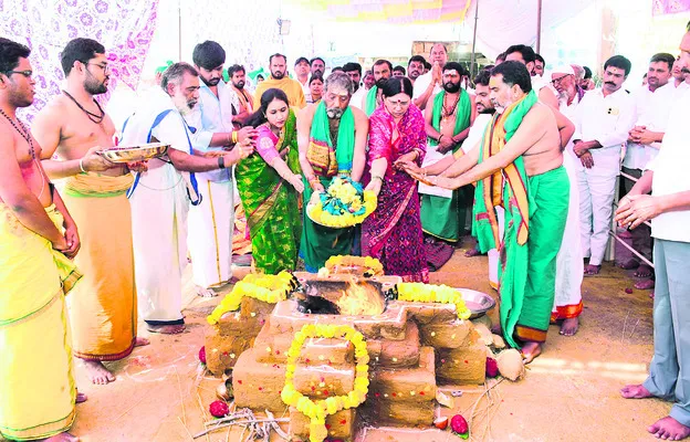 భక్తిశ్రద్ధలతో కాటసాని శివదీక్ష విరమణ 