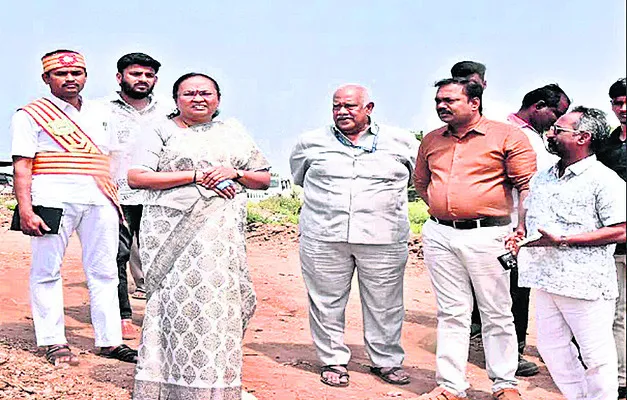 భూగర్భ డ్రైనేజీ పనులు వేగవంతం 