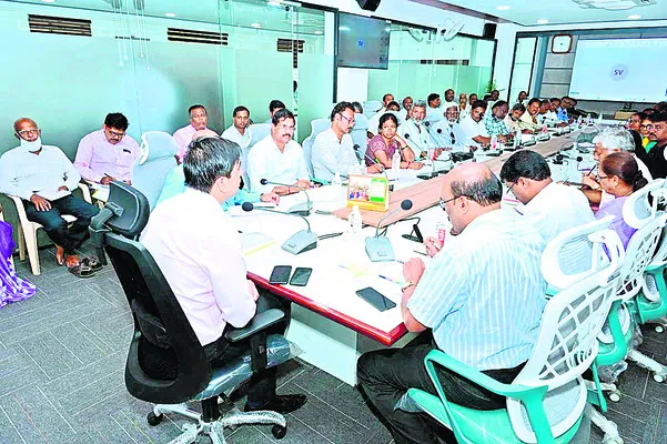 పనితీరు మార్చుకోవాల్సిందే 