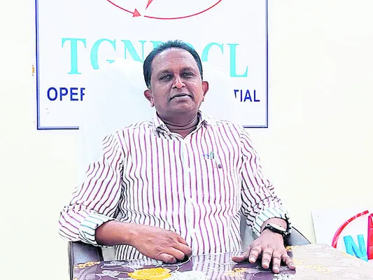 విద్యుత్‌ అధికారుల విచారణ